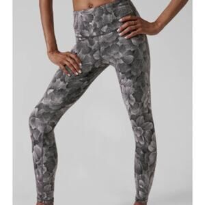 Athleta Elation Gray/Black Textured Legging Size S